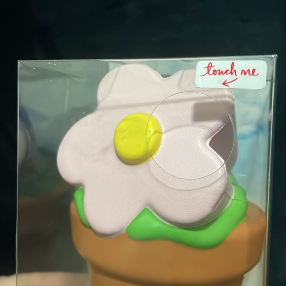 New Eccolo potted flower plant 🪴 stress ball squeeze ball Mother’s Day gift - Picture 5 of 10